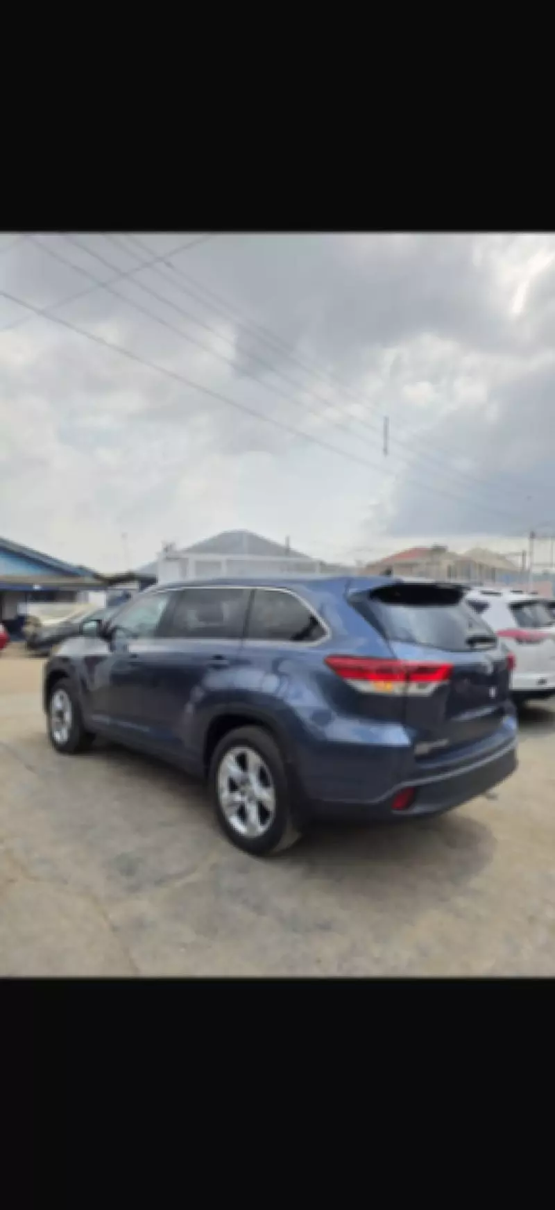 Toyota Highlander   - 2015
