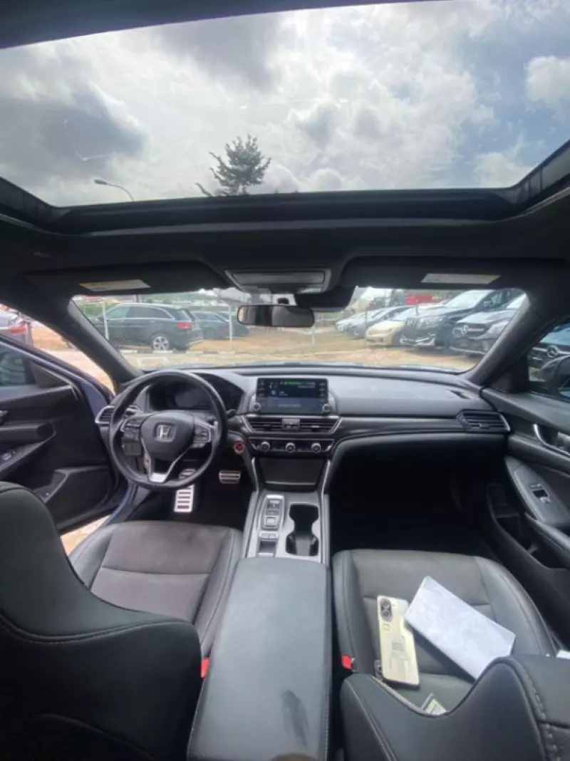 Honda Accord   - 2021