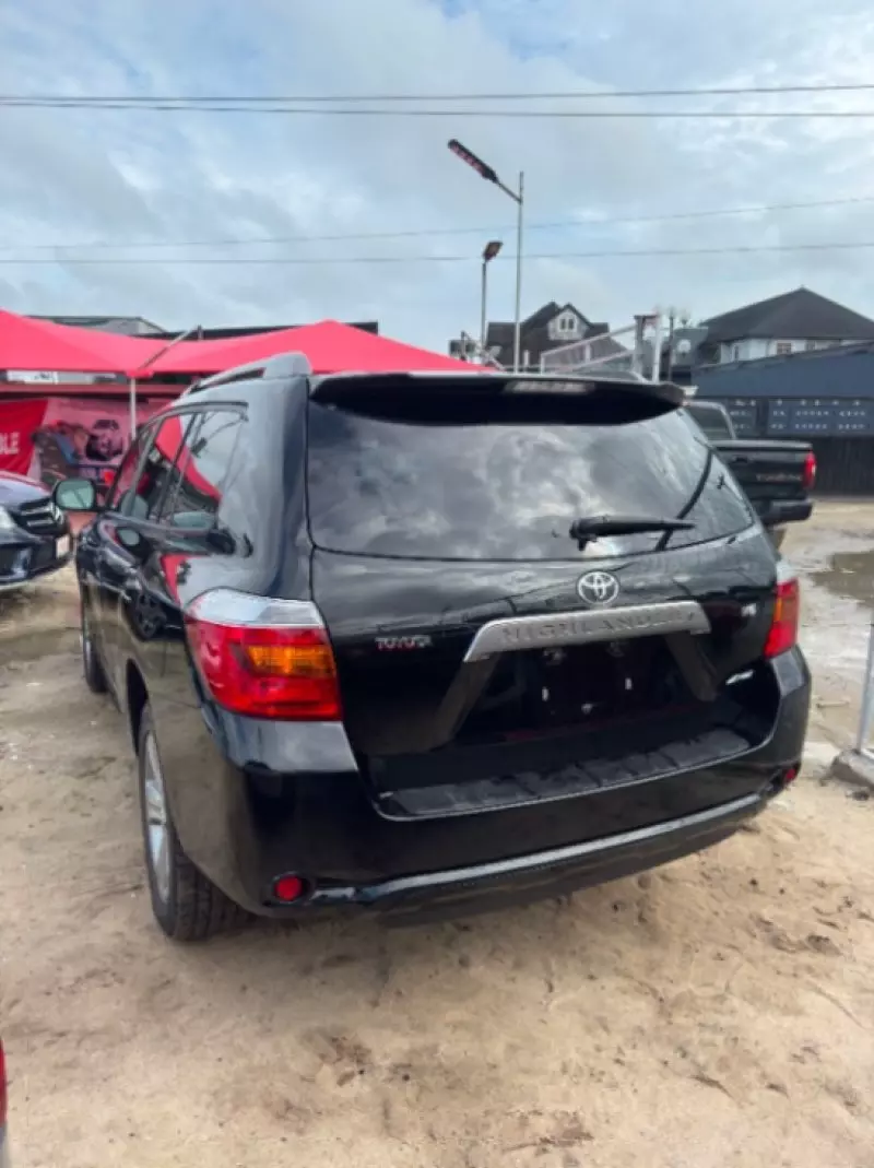 TOYOTA Highlander - 2008