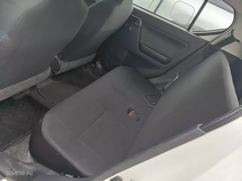 Daihatsu Mira    - 2020