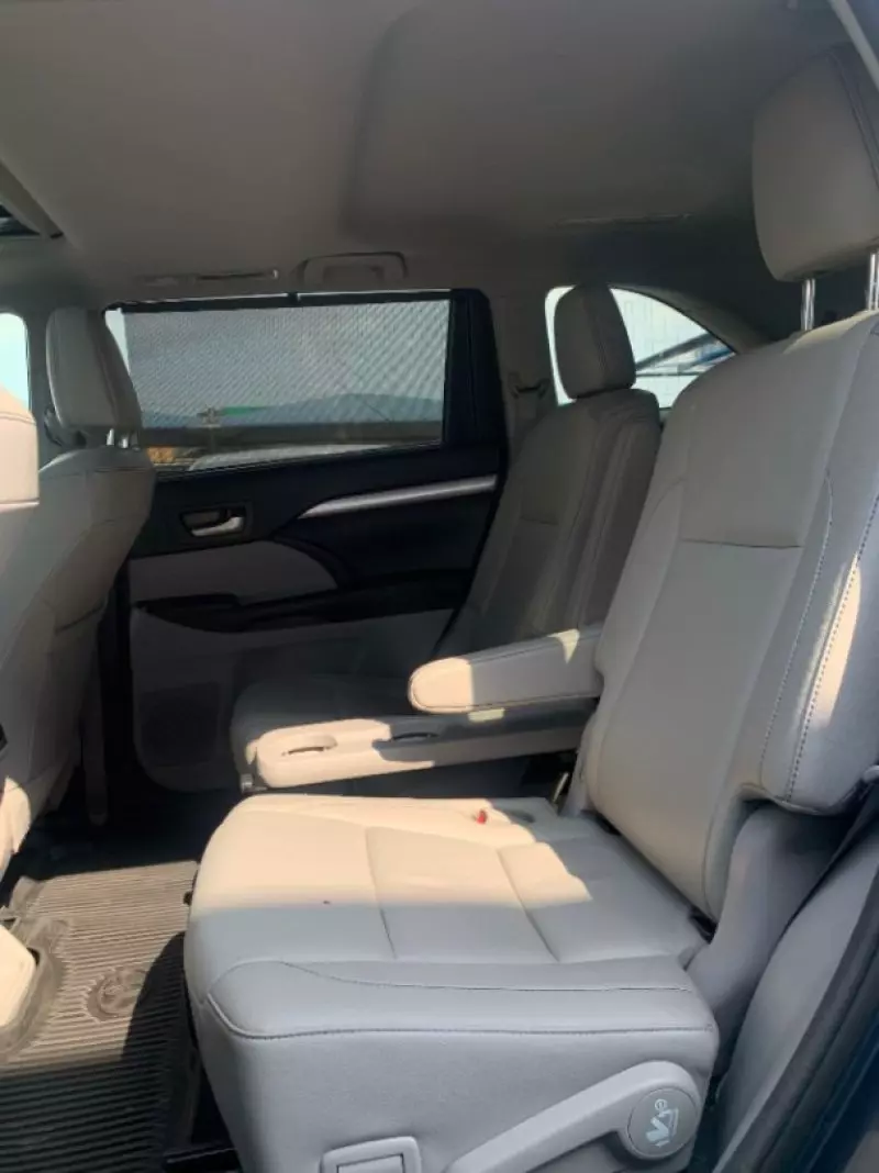 Toyota Highlander   - 2018