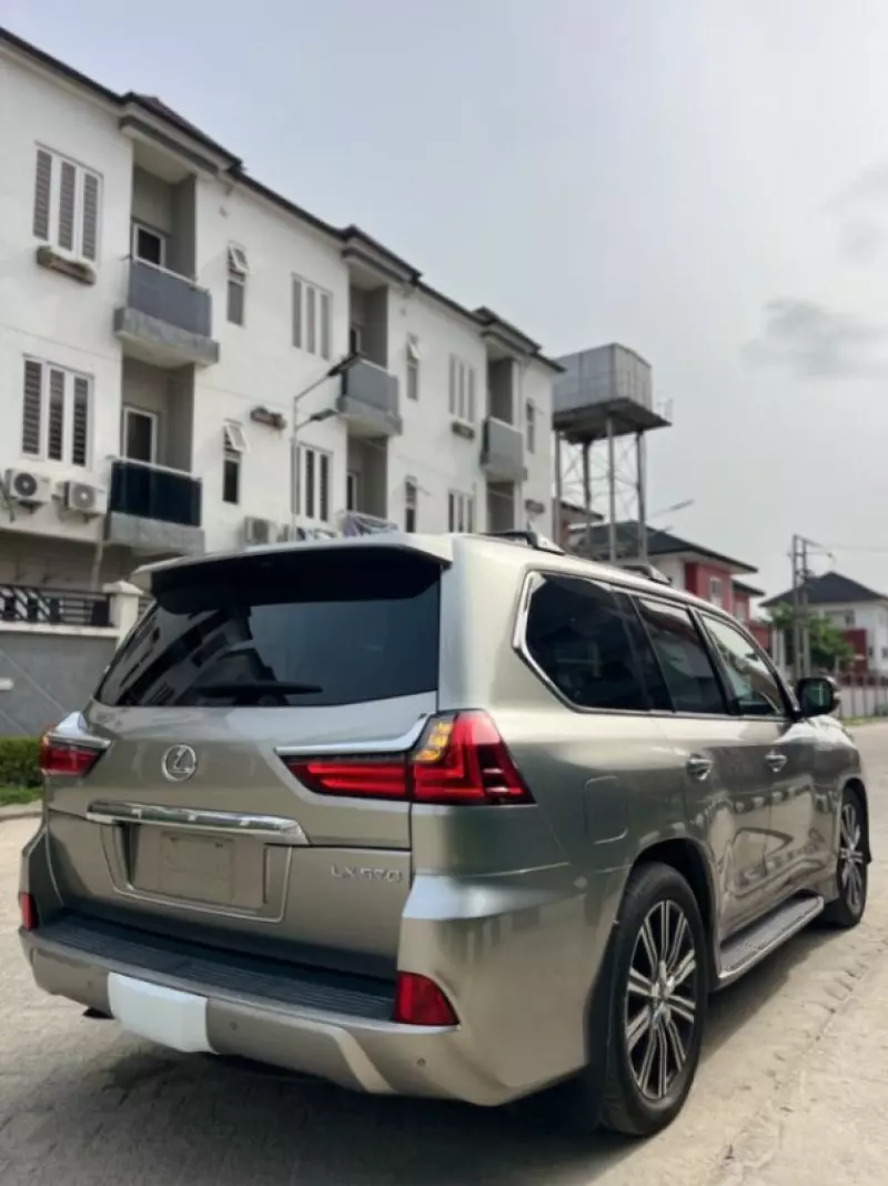 Lexus GX   - 2019