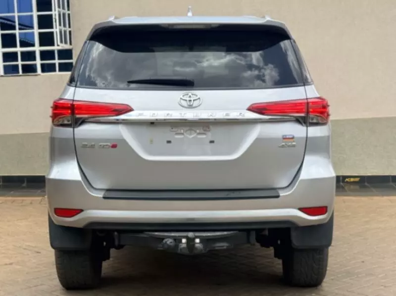 TOYOTA Fortuner   - 2019