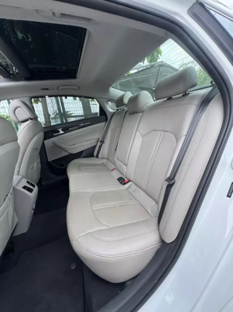 Hyundai Sonata - 2015