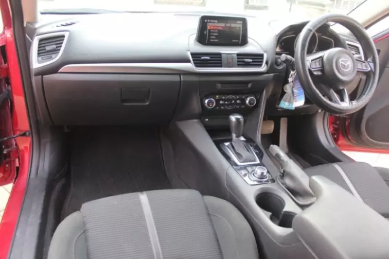 Mazda Axela    - 2016