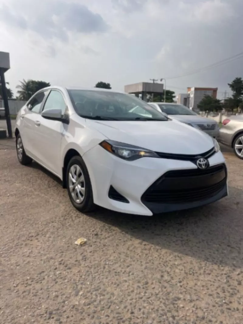 Toyota Corolla   - 2018