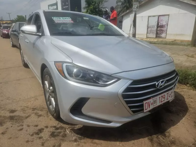 Hyundai Elantra   - 2017
