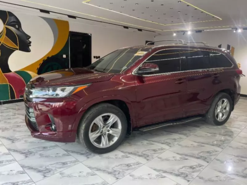 TOYOTA Highlander - 2015