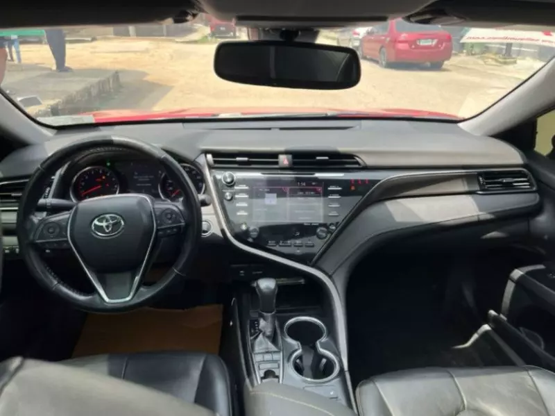 Toyota Camry   - 2019