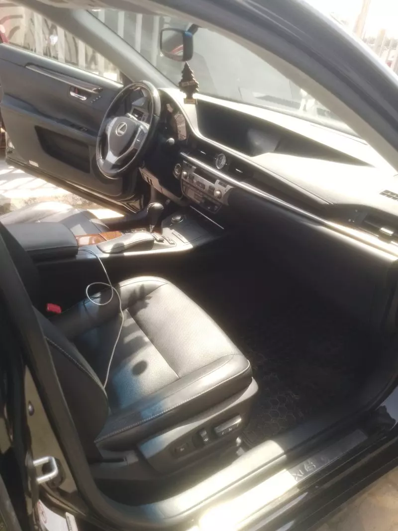 Lexus ES 350   - 2014