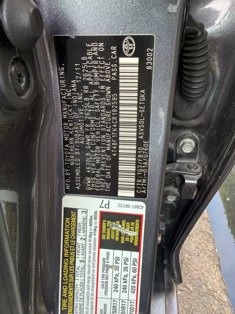 TOYOTA Camry - 2012