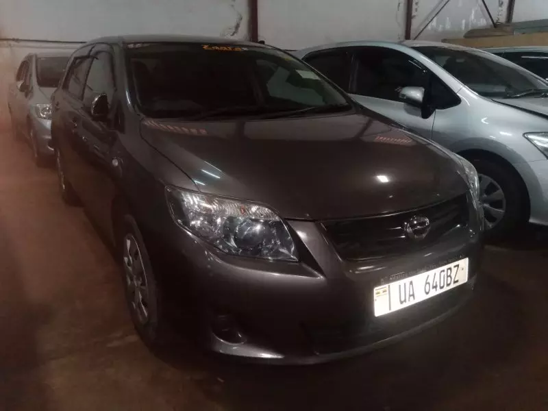 Toyota Fielder    - 2010