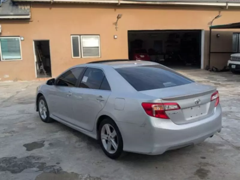 TOYOTA Camry   - 2013