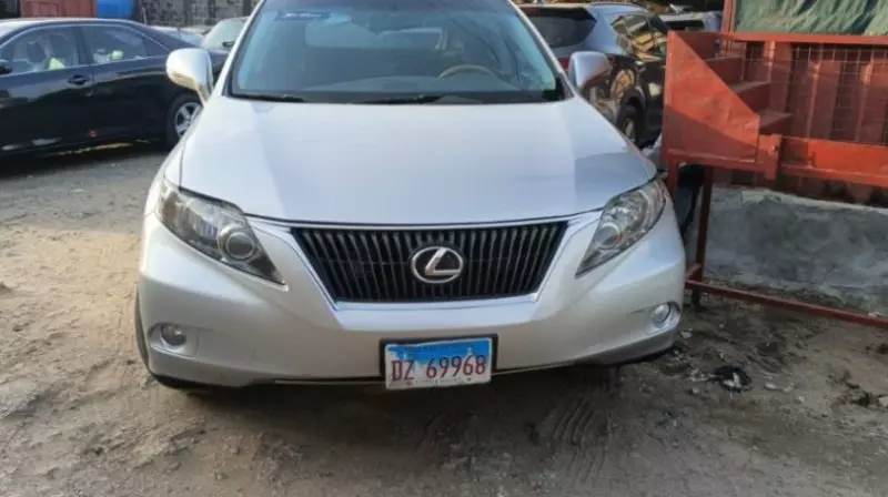 Lexus RX   - 2010