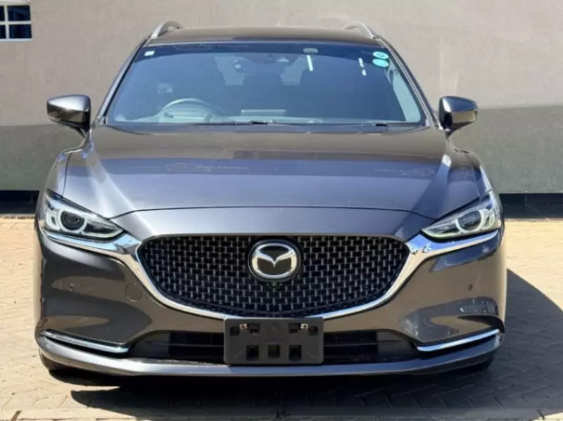 Mazda Atenza    - 2018