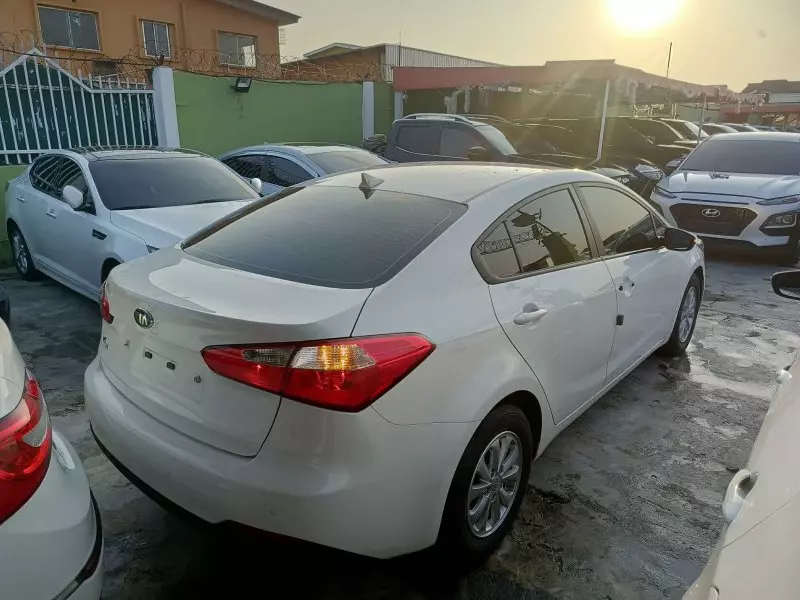 KIA K3   - 2015