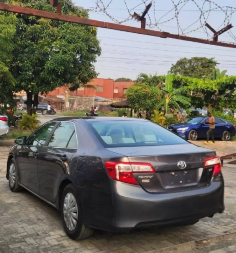 TOYOTA Camry   - 2014