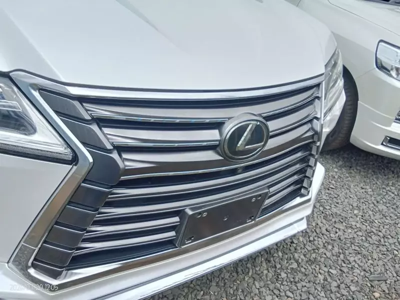 Lexus LX 570 - 2019