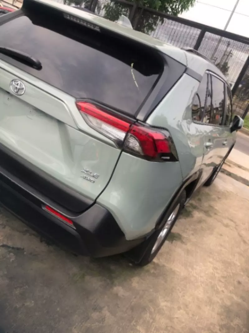 TOYOTA RAV 4   - 2020