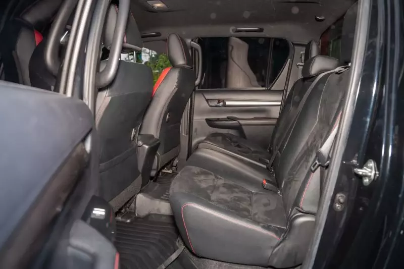 TOYOTA Hilux   - 2022