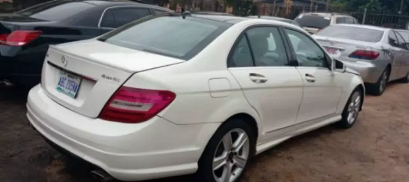 Mercedes-Benz C 350   - 2011