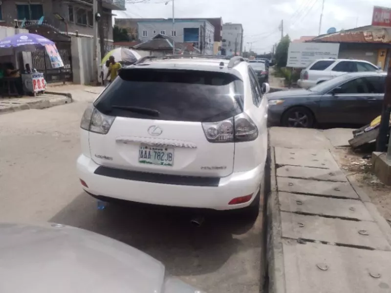 Lexus RX 350   - 2005