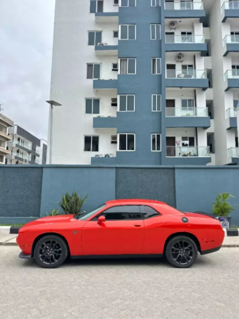 Dodge Challenger   - 2022