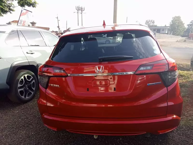 Honda Vezel    - 2018