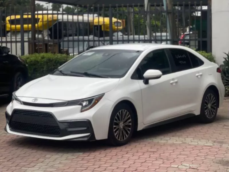 TOYOTA Corolla   - 2020