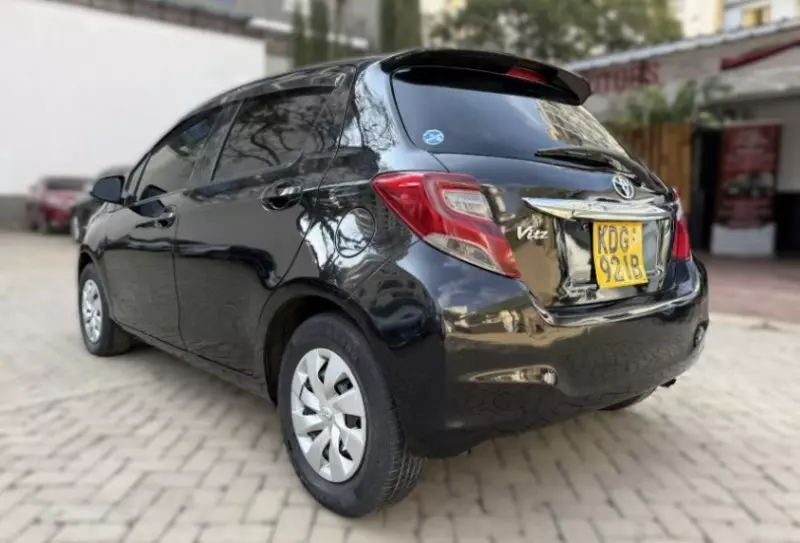 TOYOTA Vitz   - 2014