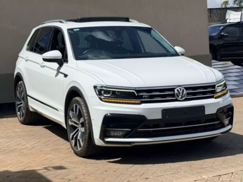 Volkswagen Tiguan   - 2019