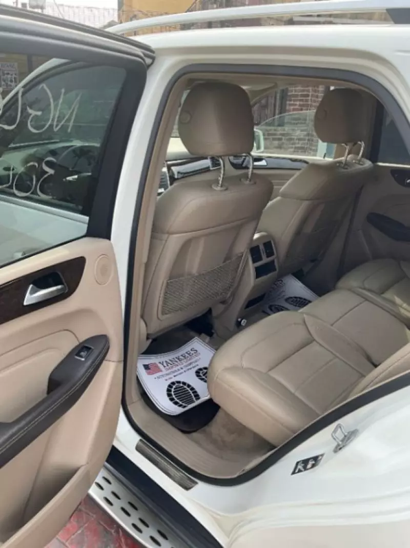 Mercedes-Benz ML 350   - 2012
