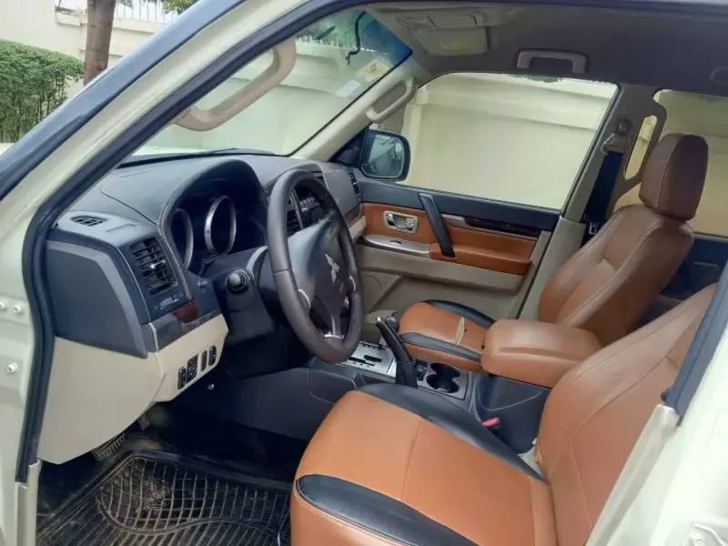 Mitsubishi Pajero   - 2016