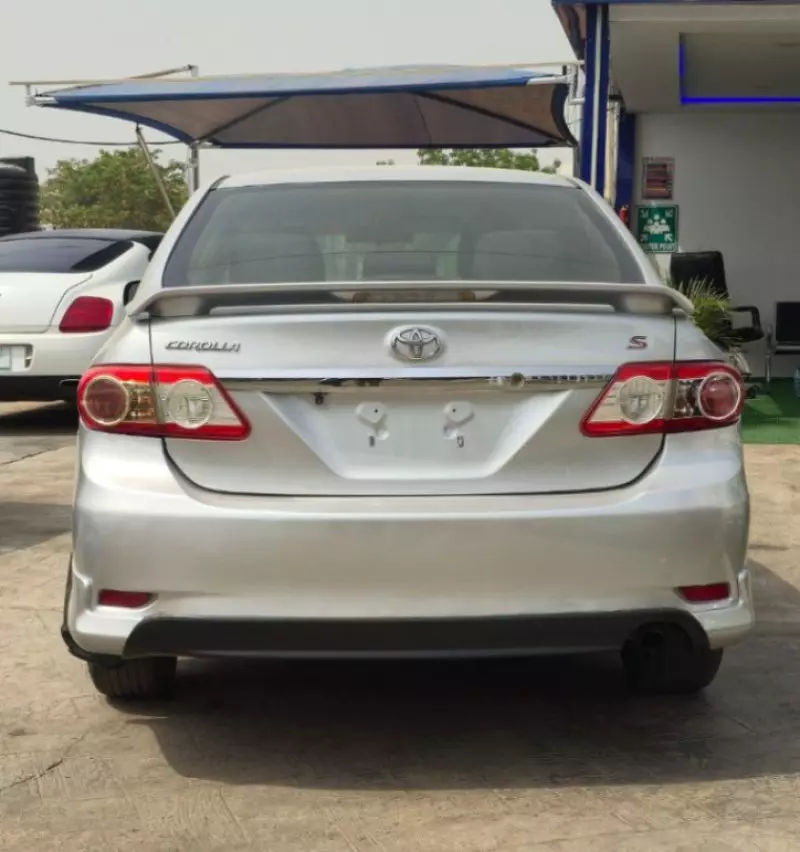 Toyota Corolla - 2013