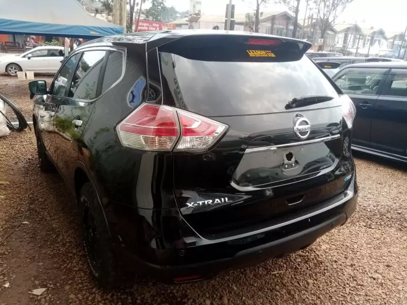 Nissan X-Trail   - 2015