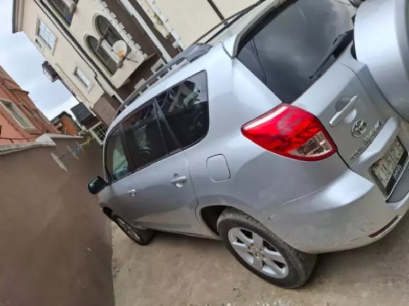Toyota RAV 4   - 2008