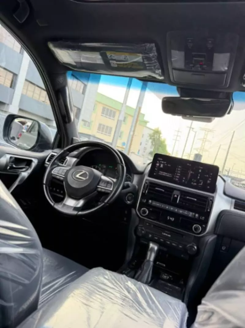 Lexus GX   - 2023