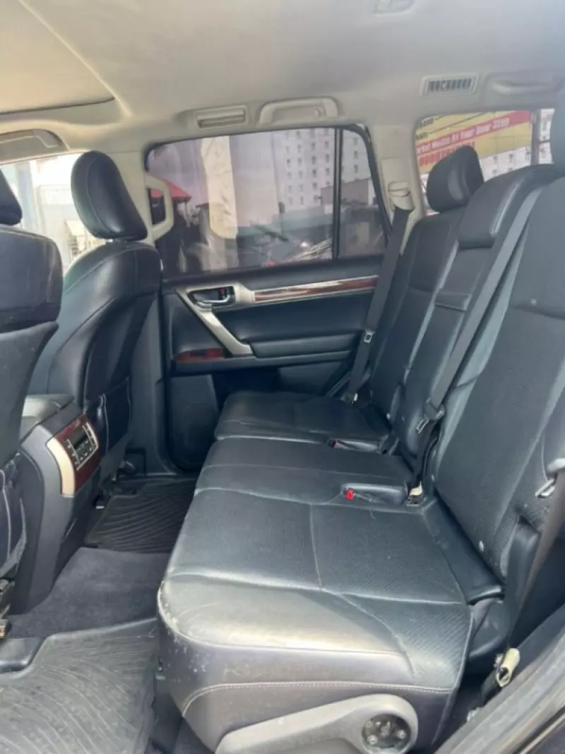 Lexus GX 460   - 2012