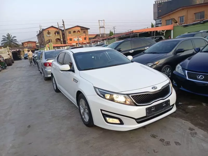 KIA K5   - 2015