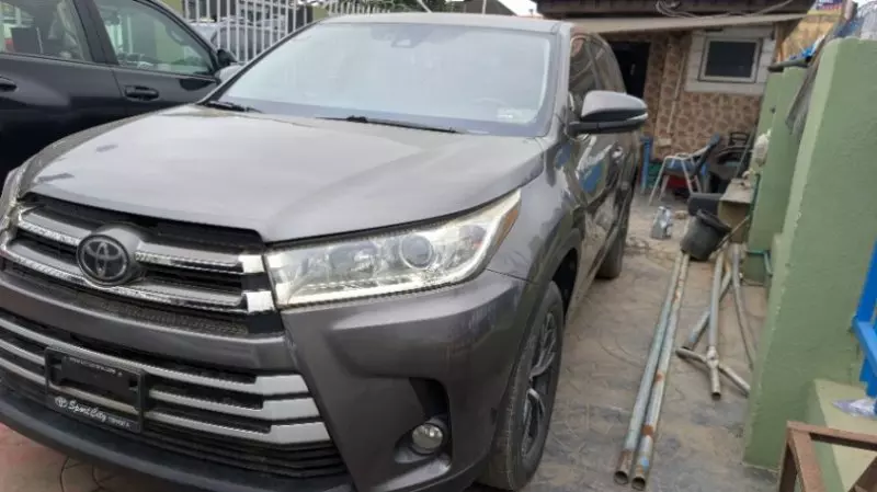 TOYOTA Highlander - 2018