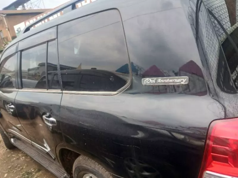 TOYOTA LANDCRUISER VXR   - 2013