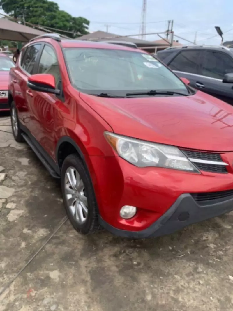 Toyota RAV 4   - 2014