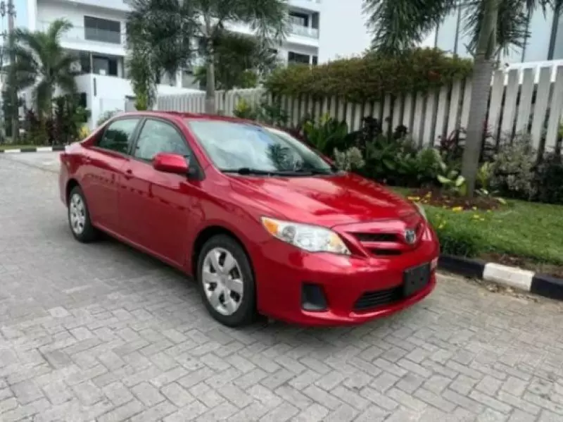 TOYOTA Corolla   - 2012