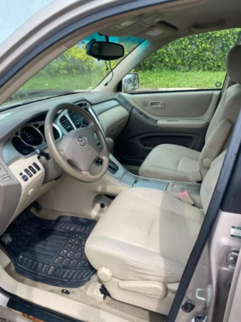 Toyota Highlander   - 2005