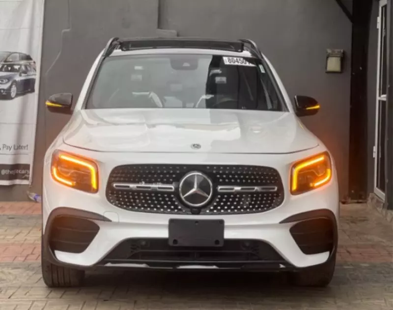 Mercedes-Benz GLB 250   - 2022
