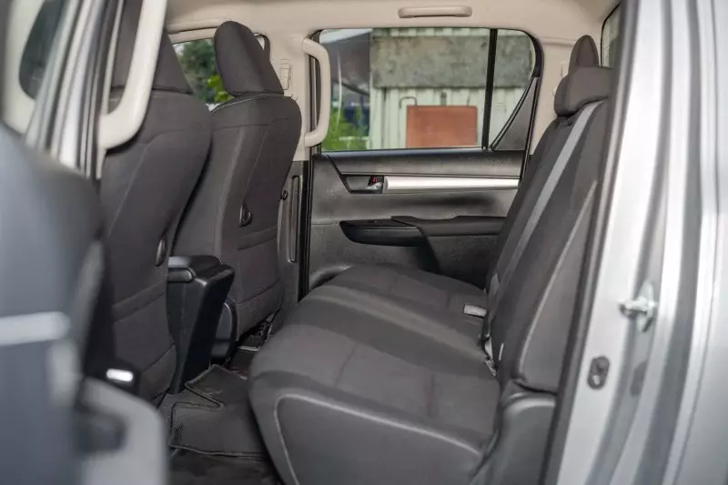 TOYOTA Hilux   - 2024