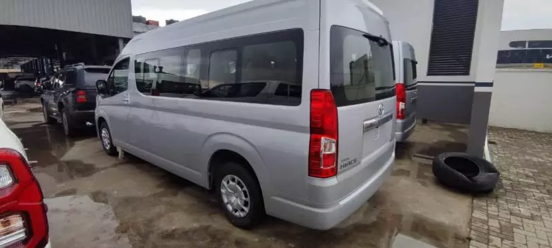 TOYOTA Hiace   - 2026