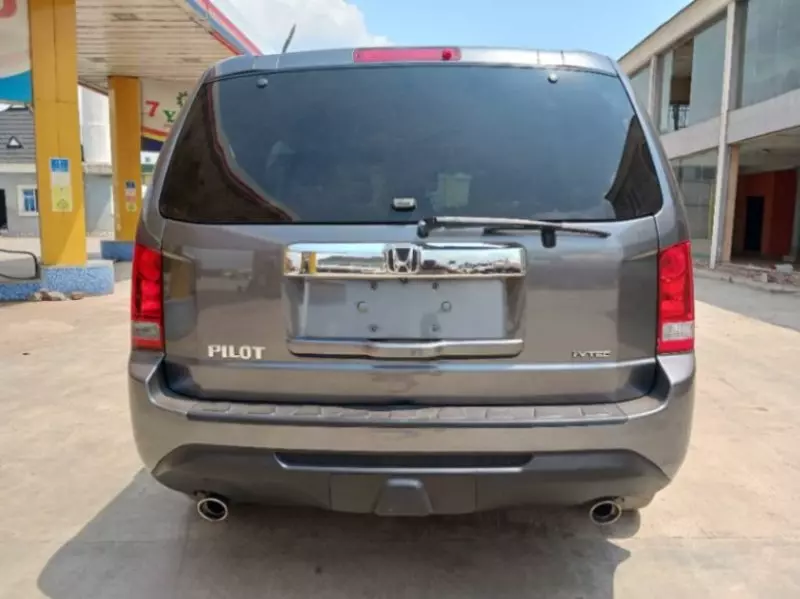 Honda Pilot - 2012