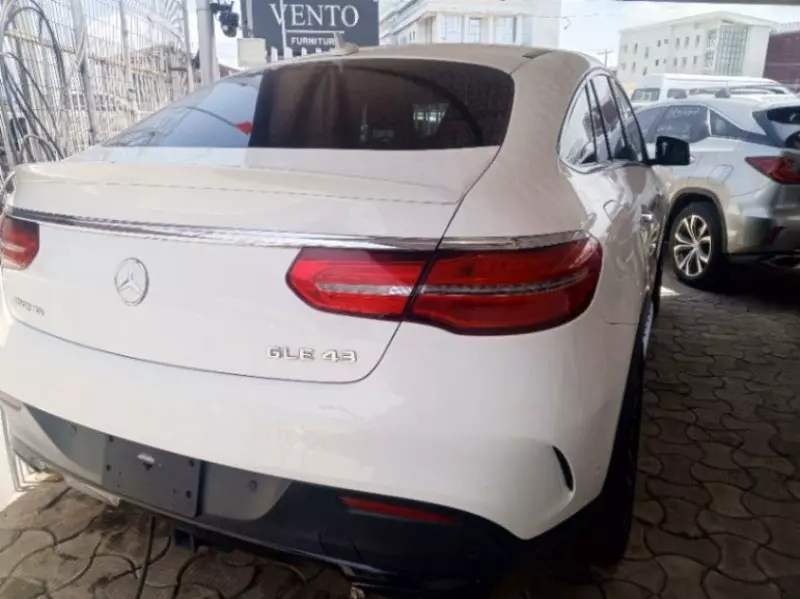 Mercedes-Benz GLE-Class   - 2019