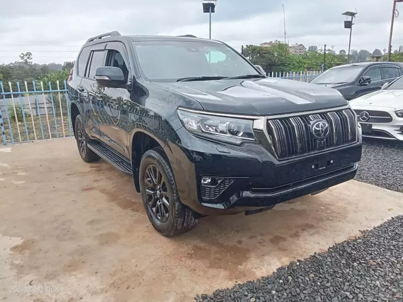 TOYOTA Landcruiser Prado   - 2021